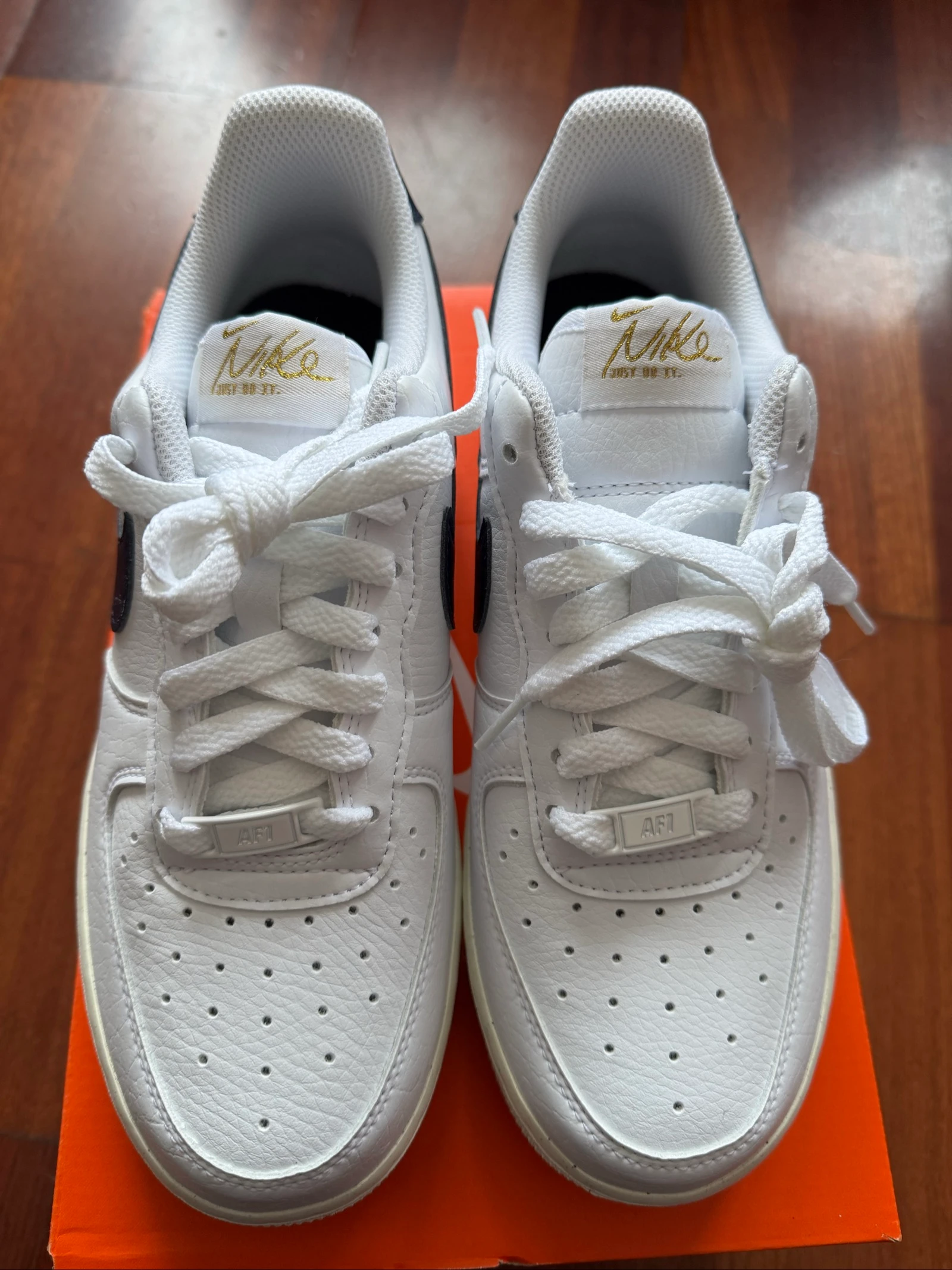 Nike Air Force 1 – photo 2